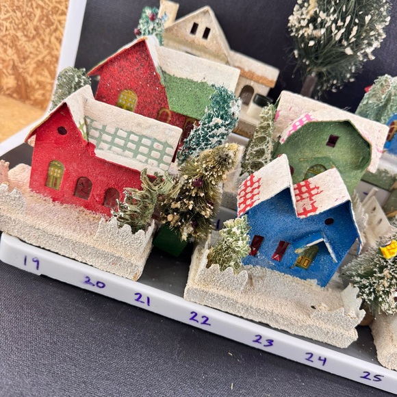 Set Of 11 Vintage Putz Houses Churches Beaded Bottle Brush Trees Japan - Picture 5 of 16